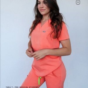 Unbranded Coral Pink V-Neck Medical Scrub Top for Women